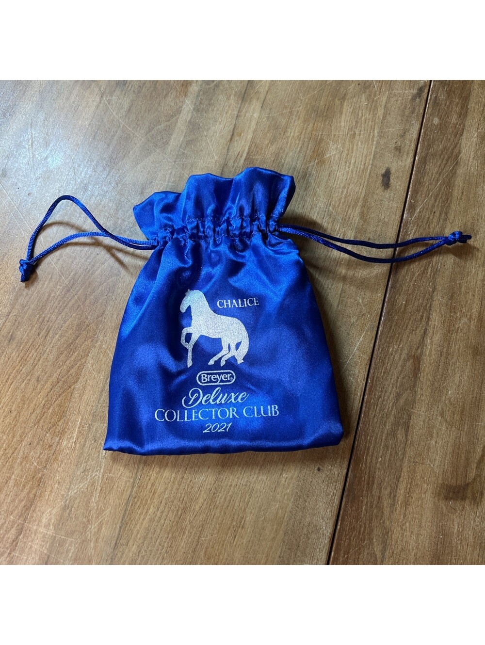 2021 Breyer Chalice Deluxe Collector Club Blue Bag Only
